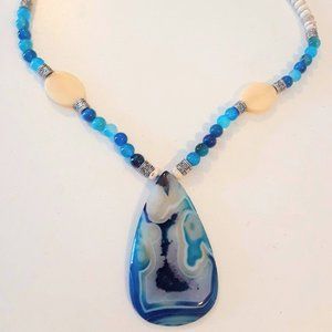 Natural Stone & Agate Necklace